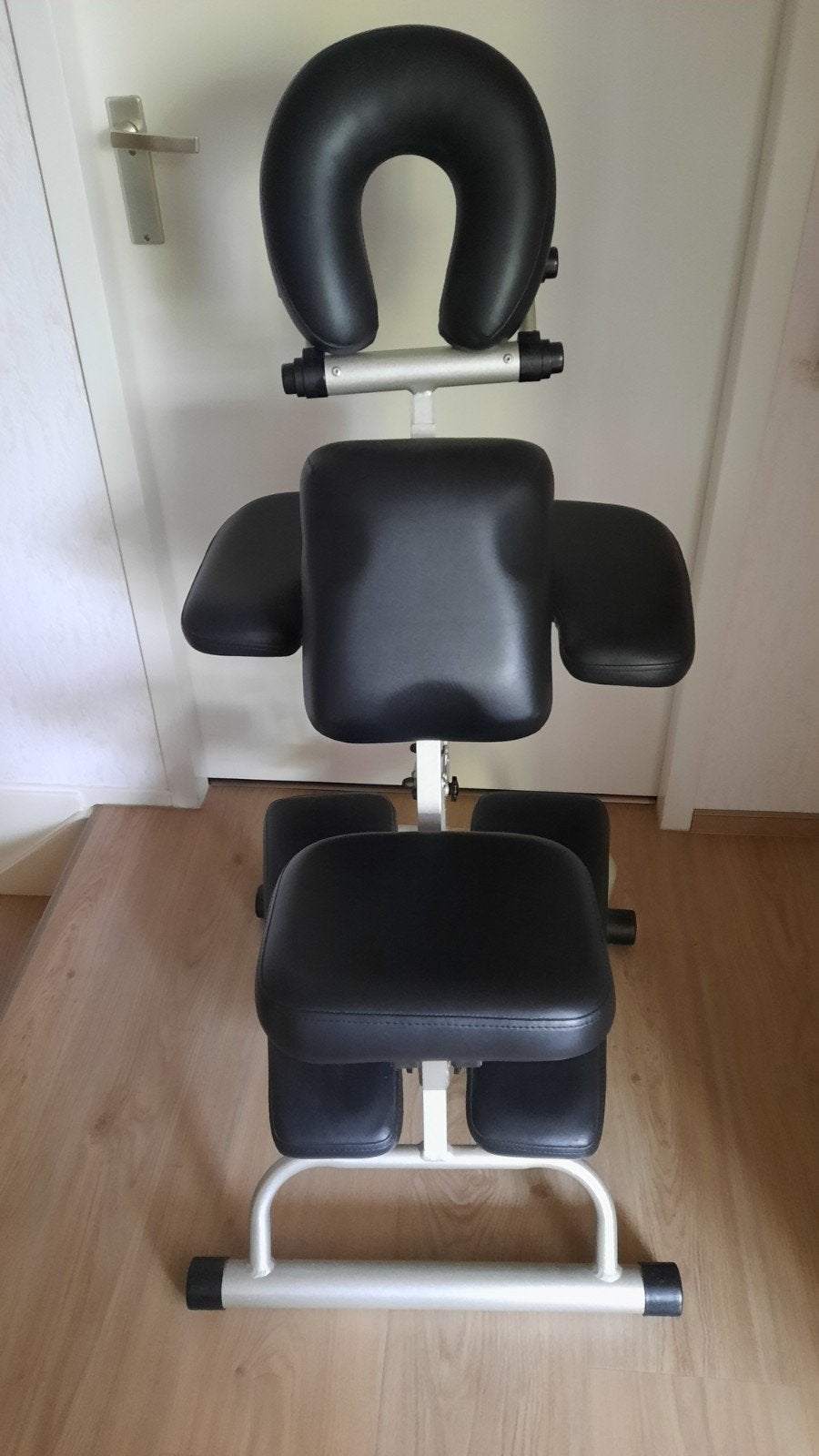 Stevige stoel voor stoelmassage., Ophalen, Zo goed als nieuw, Massagestoel of Kussen