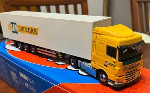 Tekno 1:50 De Rijke DAF XF modelvrachtwagen, Ophalen of Verzenden, Zo goed als nieuw, Bus of Vrachtwagen, Tekno