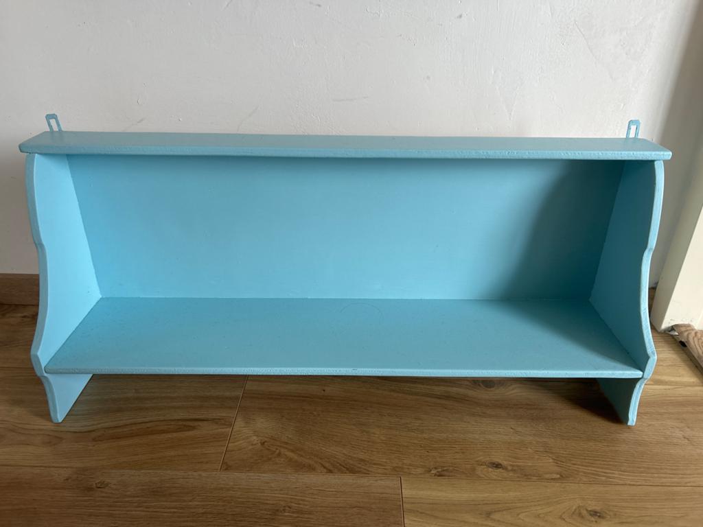 Leuk blauw boekenplankje voor de kinderkamer, Ophalen, Met plank(en), Gebruikt, 50 tot 100 cm