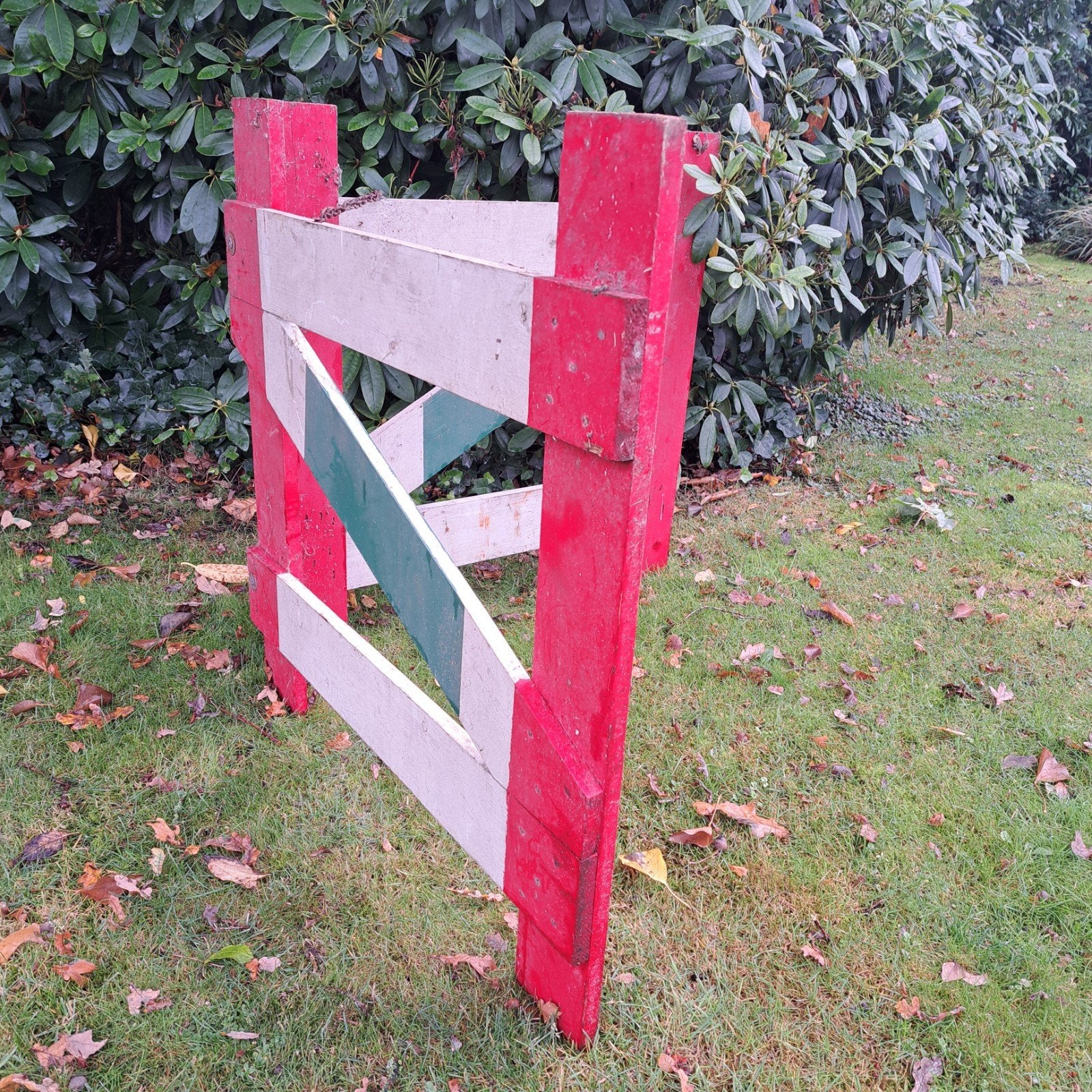 Decoratief houten afzethek tuinhekje - Rood, wit en groen, Tuin en Terras, Ophalen of Verzenden, Gebruikt, Hout, Tuinhek