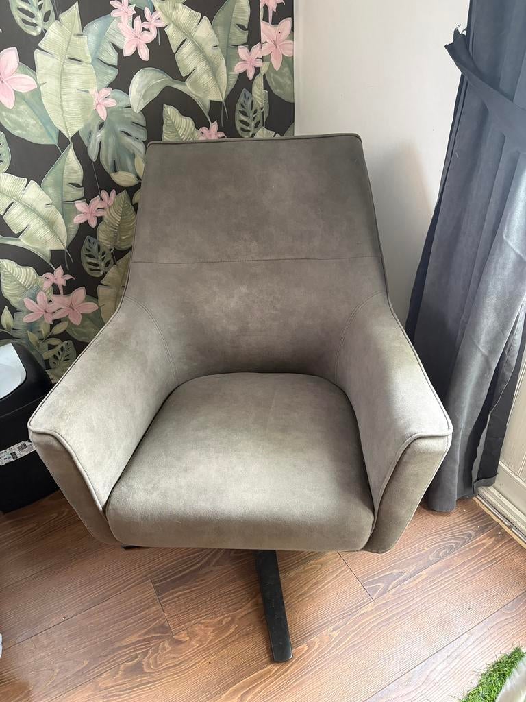 Nieuwe fauteuil, Ophalen of Verzenden, Zo goed als nieuw, 75 tot 100 cm, 50 tot 75 cm