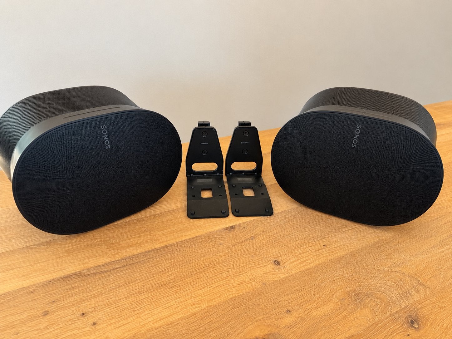Sonos Era 300 speaker set +muurbeugels Vaste prijs 675 euro