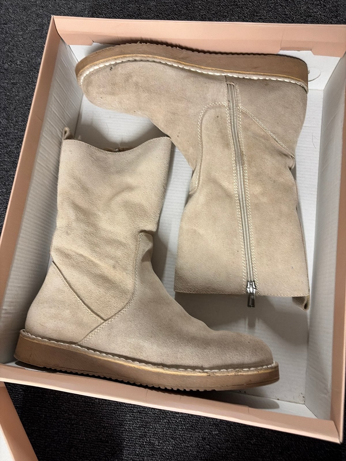 NOTRE-V Vachtlaarzen Beige Maat 41, Ophalen of Verzenden, Zo goed als nieuw, Beige, Lage of Enkellaarzen