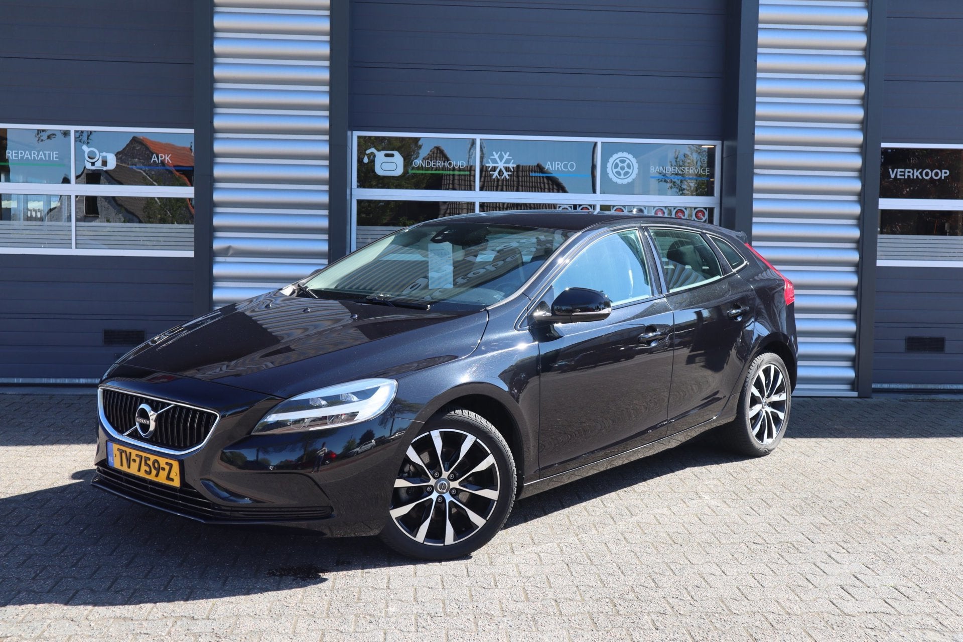 Volvo V40 2.0 T3 Dynamic Edition, Auto's, Volvo, Voorwielaandrijving, Gebruikt, Euro 6, 4 cilinders