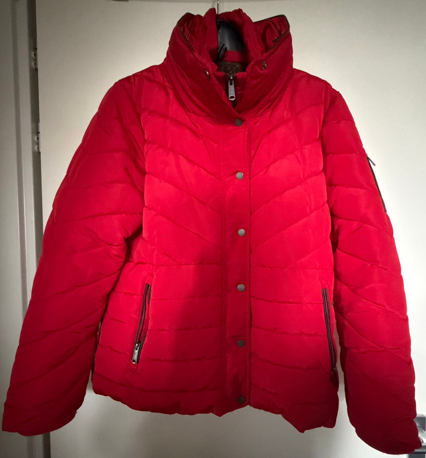 Tom Tailor winterjas, Kleding | Dames, Jassen | Winter, Ophalen of Verzenden, Zo goed als nieuw, Maat 46/48 (XL) of groter, Rood