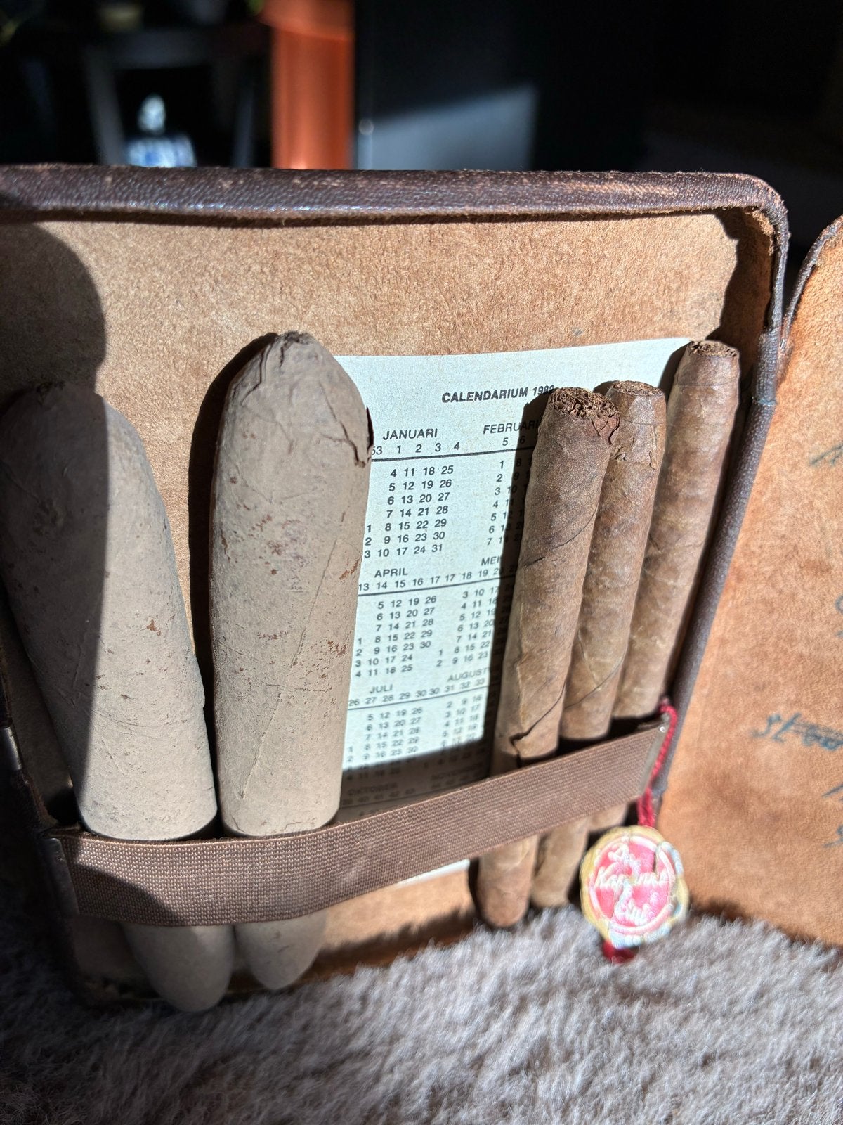 Vintage Sigarenkistje met Kalender 1982 en Sigaren, Ophalen of Verzenden, Gebruikt, Tabaksdoos of Verpakking