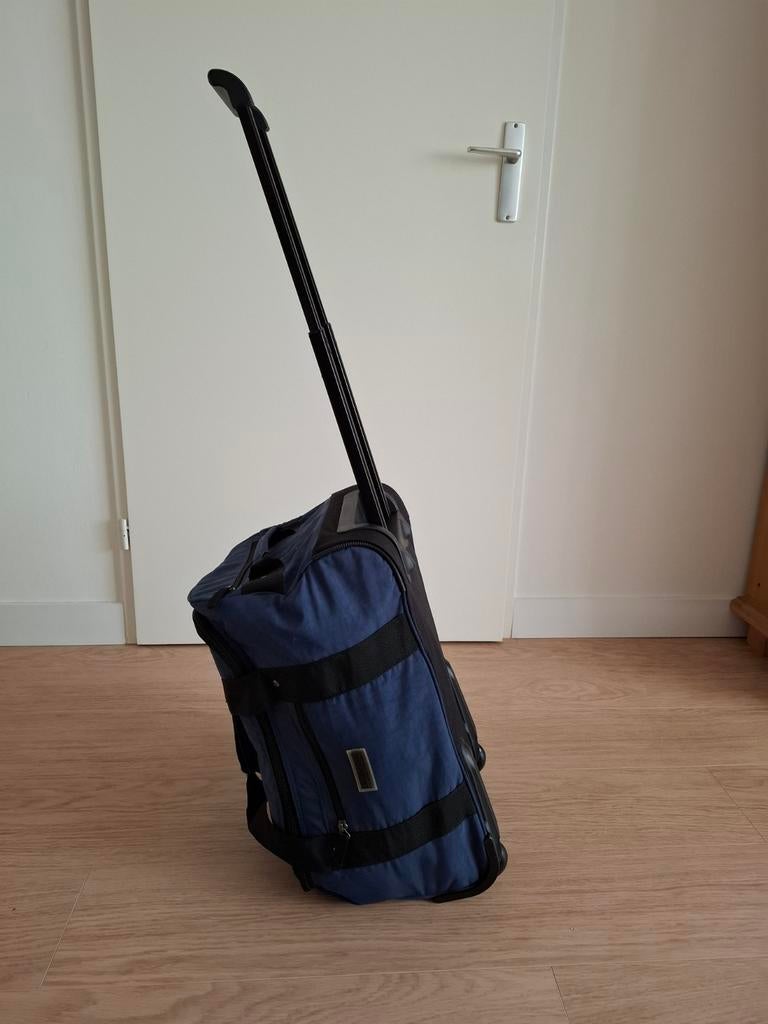 Nieuwe reistas op wieltjes, 30 cm of meer, Blauw, Nieuw, Wieltjes