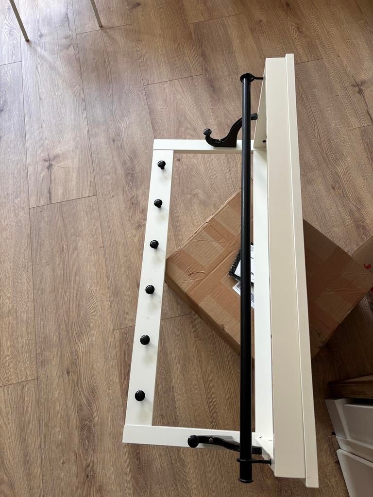 Hemnes kapstok, Ophalen of Verzenden, Zo goed als nieuw