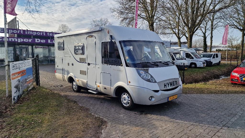 Hymer B514 CL 4P Compact XL Garage, 130PK, Caravans en Kamperen, Integraal, Ringverwarming, Fiat, 6 tot 7 meter