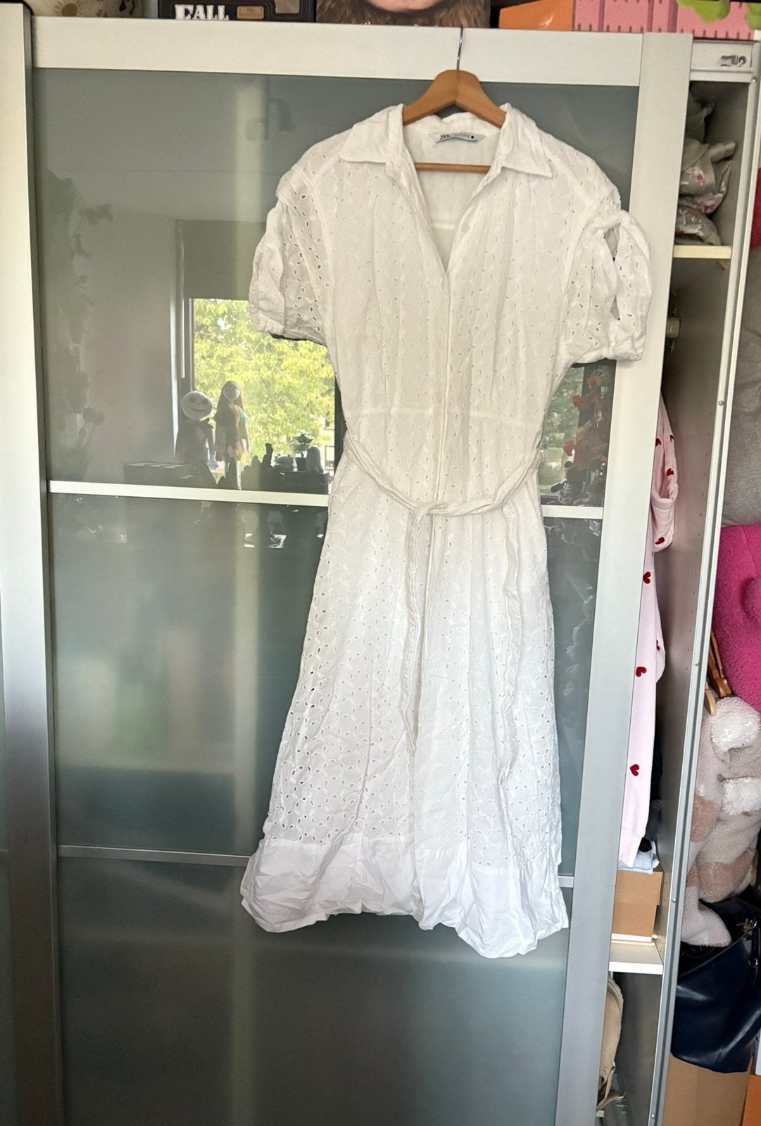 Zara witte midi jurk, Kleding | Dames, Ophalen of Verzenden, Zo goed als nieuw, Wit, Onder de knie