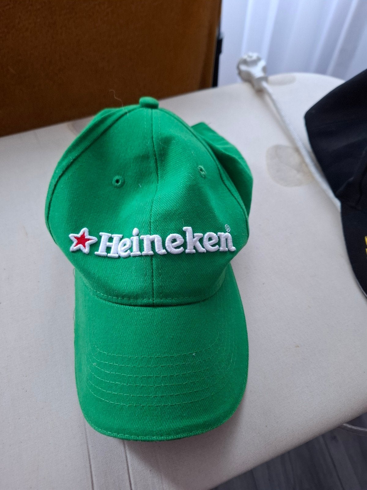 Heineken pet - Groen met wit logo, Kleding | Heren, Ophalen, One size fits all, Heineken, Pet