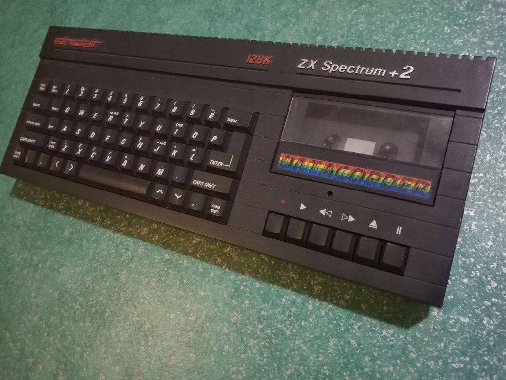 nette ZX Spectrum 2A ( 2B ) inclusief voeding, getest: OK, Computers en Software, Ophalen of Verzenden, Sinclair