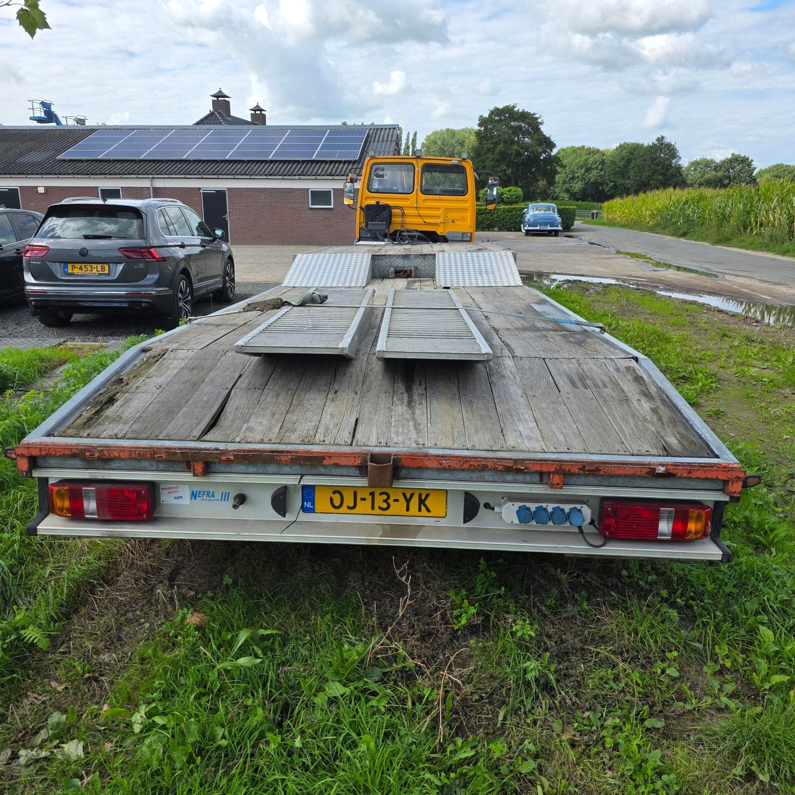 DAF 45 autotransporter + trailer | 6 cil. Cummins 180 pk, foto 4