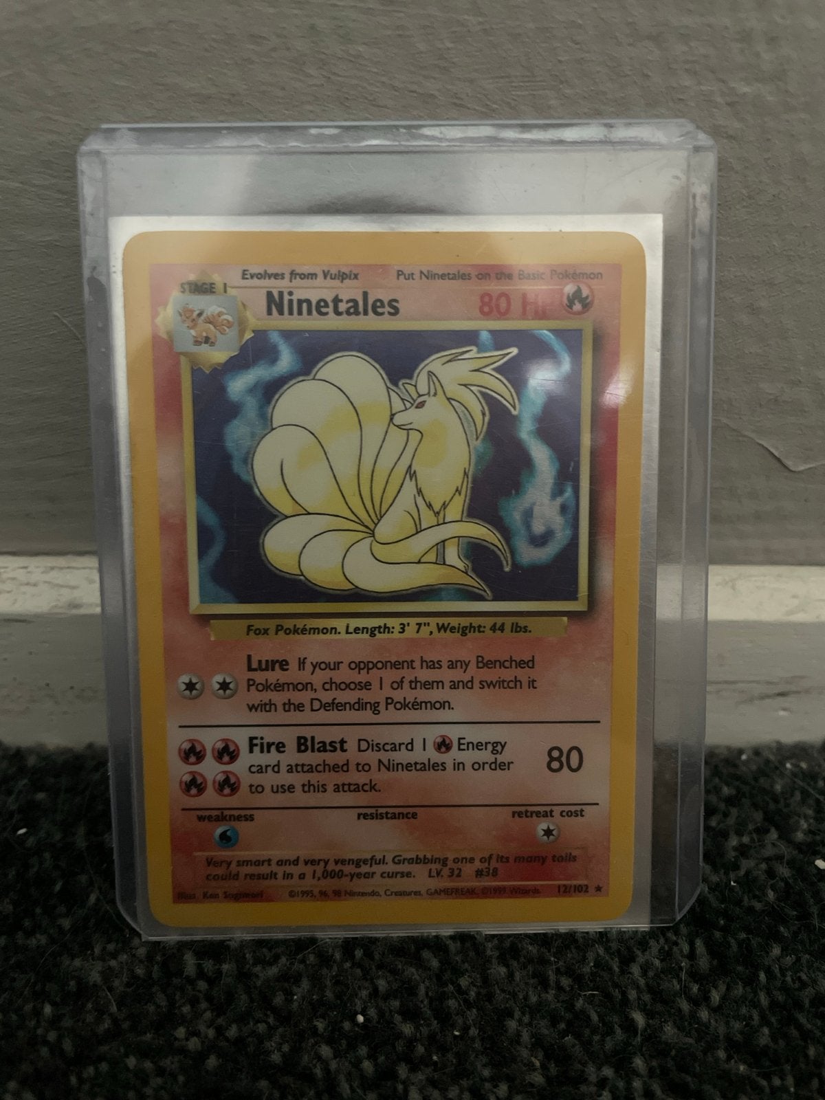 Ninetales Pokémon Kaart - Base Set 13/102, Ophalen of Verzenden, Zo goed als nieuw, Losse kaart