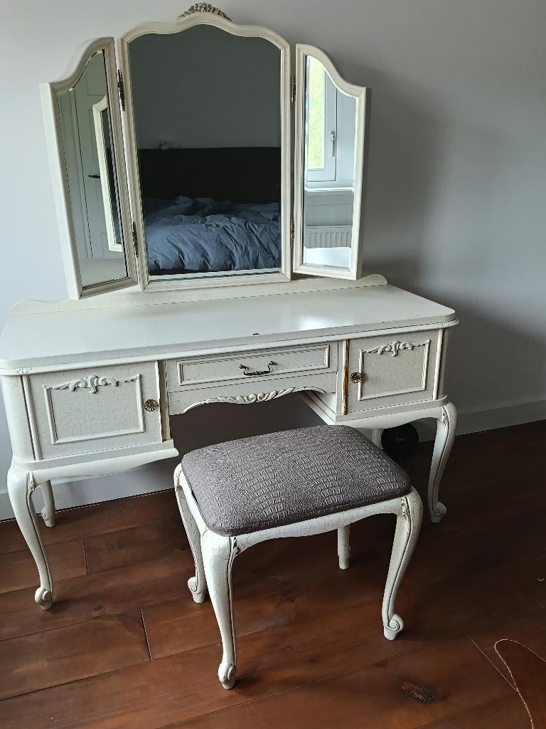 Barokke kaptafel, Ophalen, Gebruikt