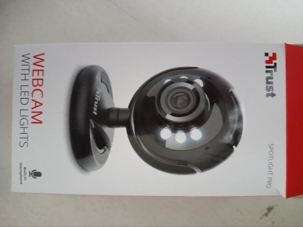 Trust Spotlight Pro Webcam met LED-verlichting en microfoon, Computers en Software, Webcams, Zo goed als nieuw, Bedraad, ChromeOS