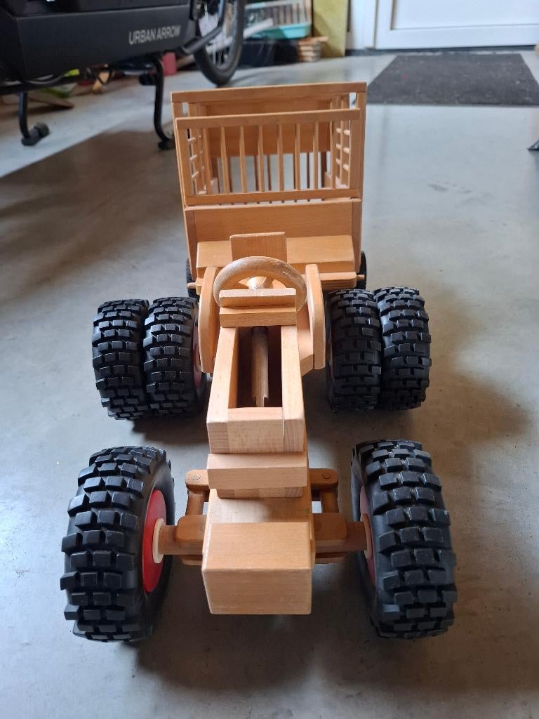 Houten tractor, voor de handige doe-het-zelver, Ophalen of Verzenden, Gebruikt, Duw- of Trekspeelgoed