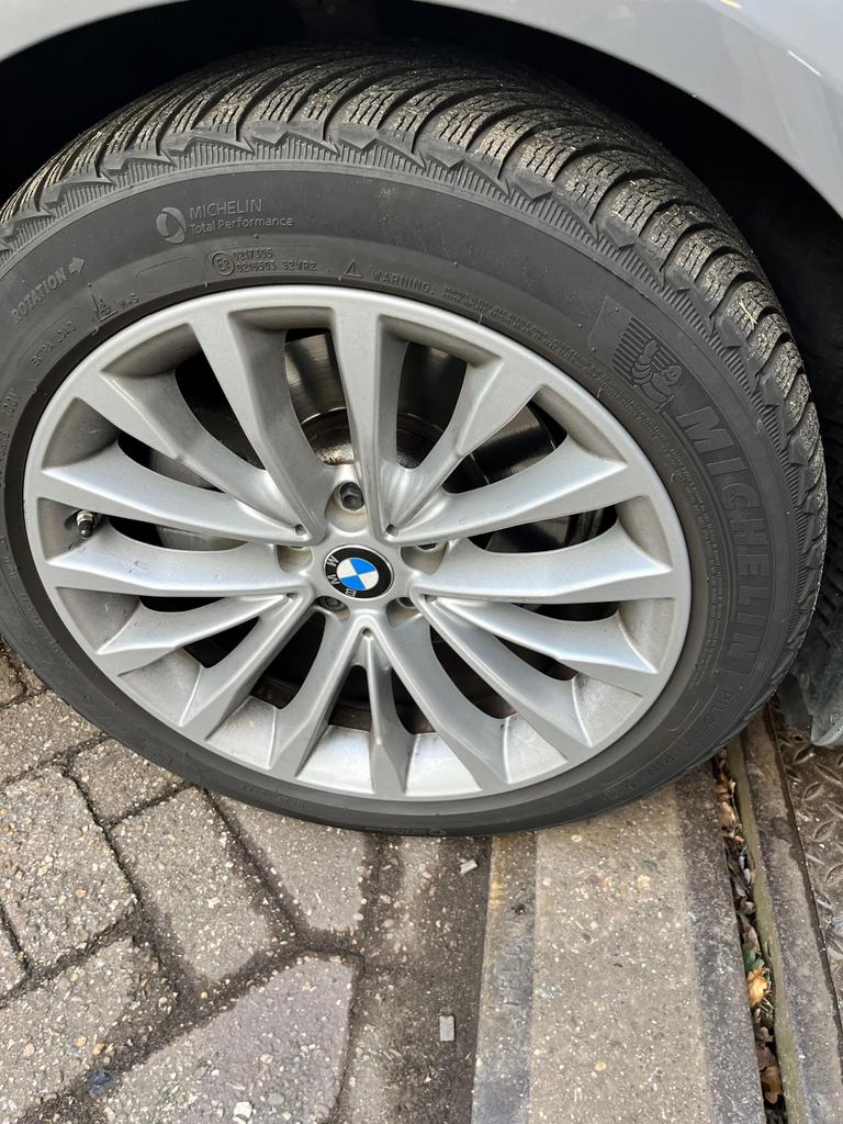 BMW 18 inch velgen met Michelin Pilot Alpin 5 winterbanden, Auto-onderdelen, Ophalen, 18 inch, Gebruikt, Banden en Velgen