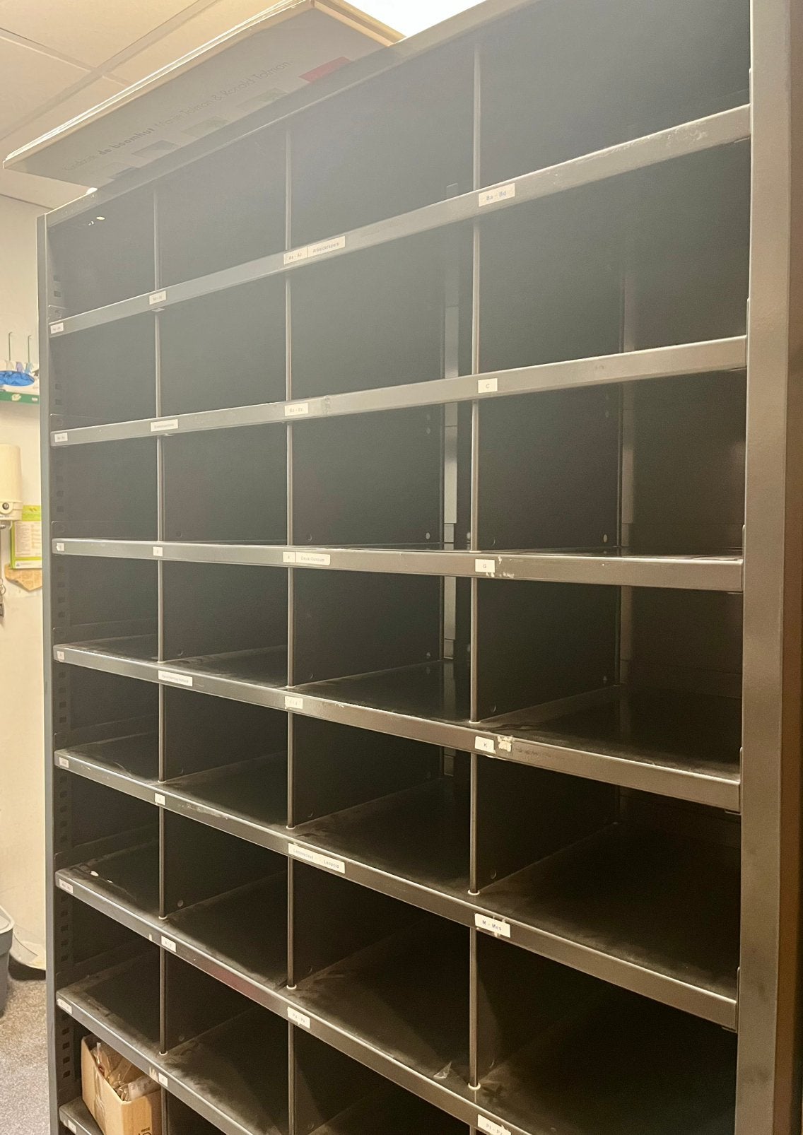Metalen kast 120 x 195, Ophalen, Gebruikt
