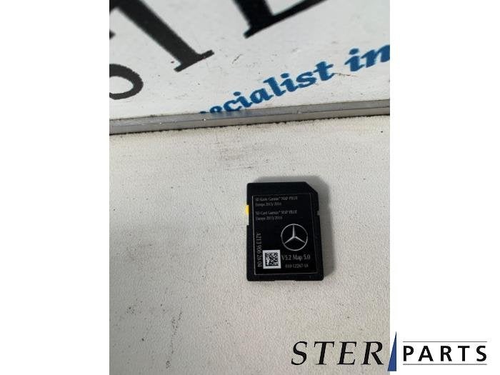 SD-kaart navigatie van een Mercedes E-Klasse, 12 maanden garantie, -, Nieuw, Ophalen of Verzenden