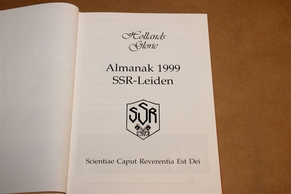 Hollands Glorie — Almanak 1999 SSR-Leiden, Boeken, Ophalen of Verzenden, Zo goed als nieuw