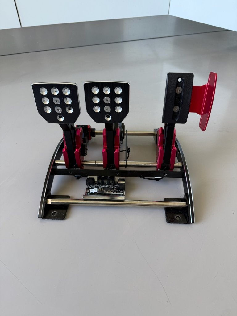 Fanatec ClubSport Pedals V3 – Zwaar geüpgraded, Ophalen of Verzenden, Zo goed als nieuw, Overige typen, PC