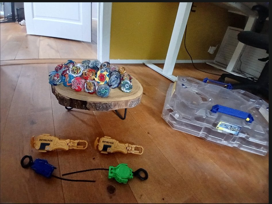 Beyblades (burst), Ophalen, Zo goed als nieuw, Jongen of Meisje