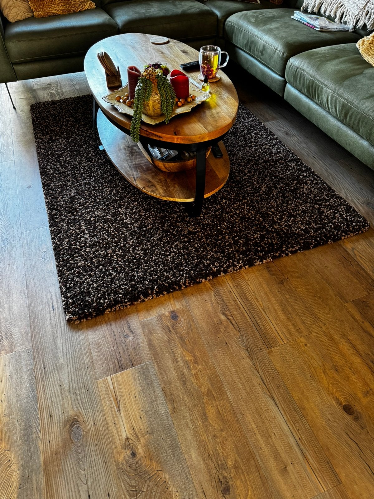 Mooi bijna nieuw vloerkleed  van Vindum, Ophalen, Zo goed als nieuw, Bruin, Modern