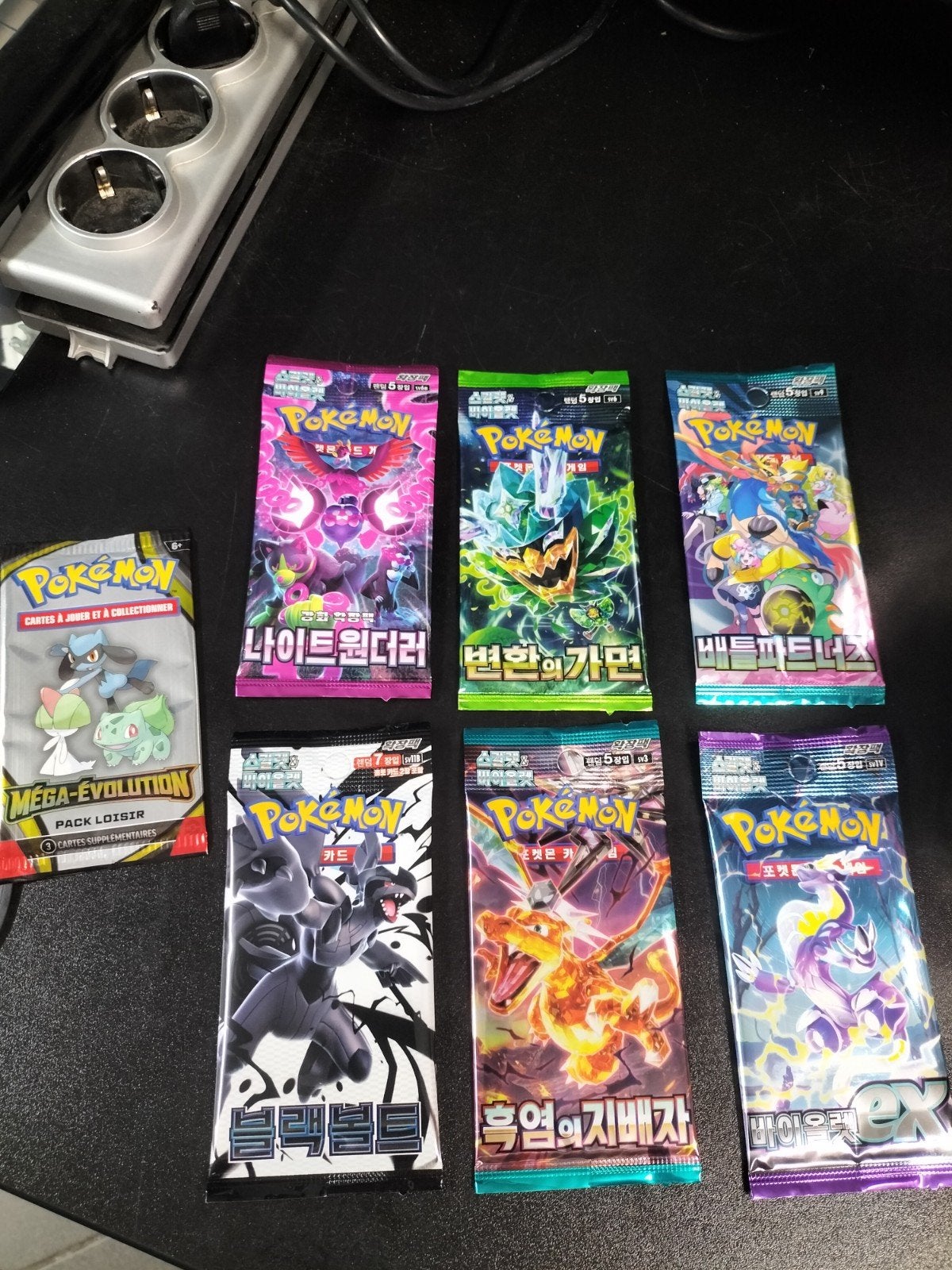 Diverse Pokémon Booster Packs, Hobby en Vrije tijd, Verzamelkaartspellen | Pokémon, Ophalen of Verzenden, Nieuw, Booster