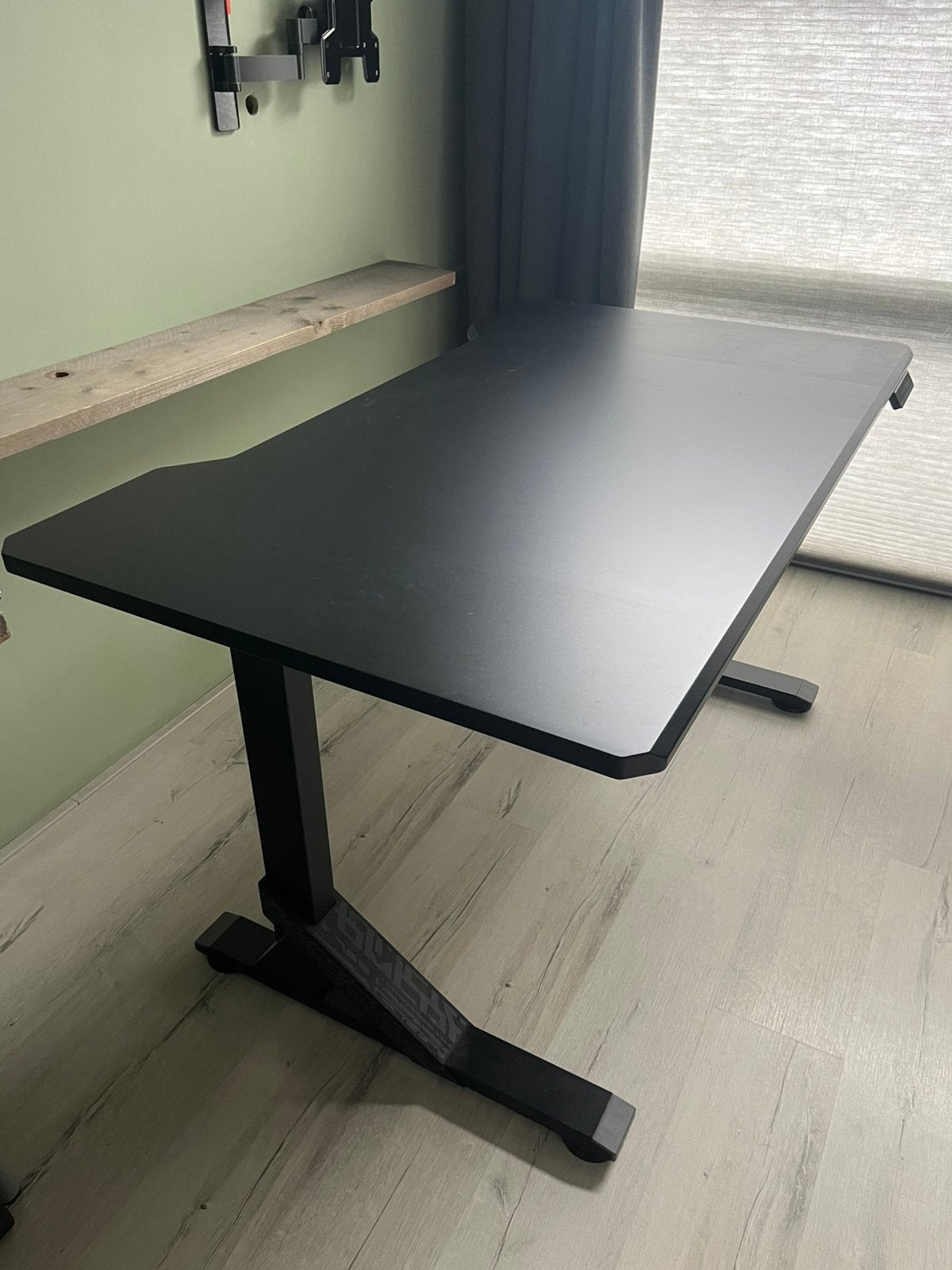 Ikea UPPSPEL Gaming Desk, 140 x 80 cm, Black, Ophalen, Zwart, Hout, Zo goed als nieuw