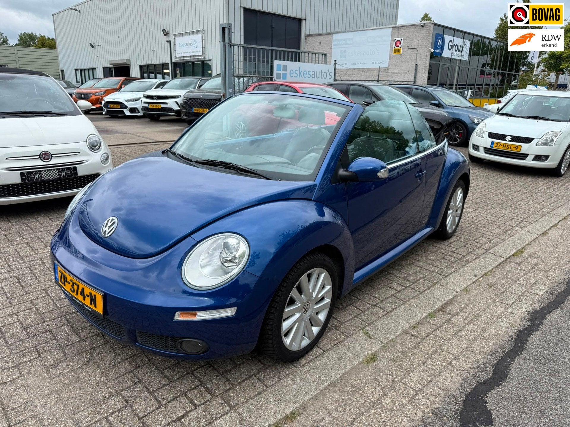 Volkswagen New Beetle Cabriolet 2.0 Trendline Automaat, Lede, Auto's, Volkswagen, 1330 kg, Gebruikt, 4 cilinders, 116 pk
