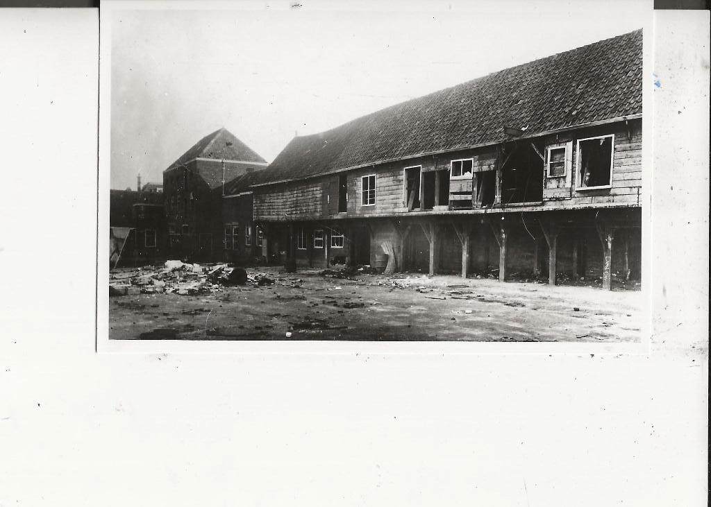 Scheveningen Schuur op palen de zgn Atlassen Fotokaart, Ophalen of Verzenden, Voor 1920, Ongelopen, Zuid-Holland