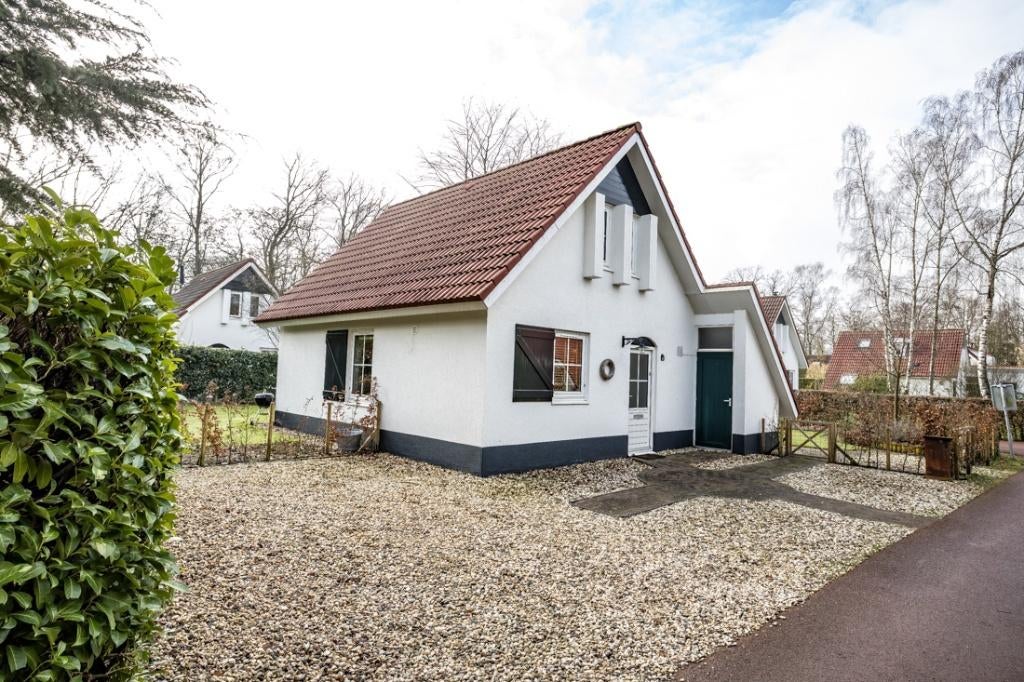 Huis te koop op landgoed de Elsgraven, Huizen en Kamers, Huizen te koop, 200 tot 500 m², 2 kamers, 69 m², Overijssel