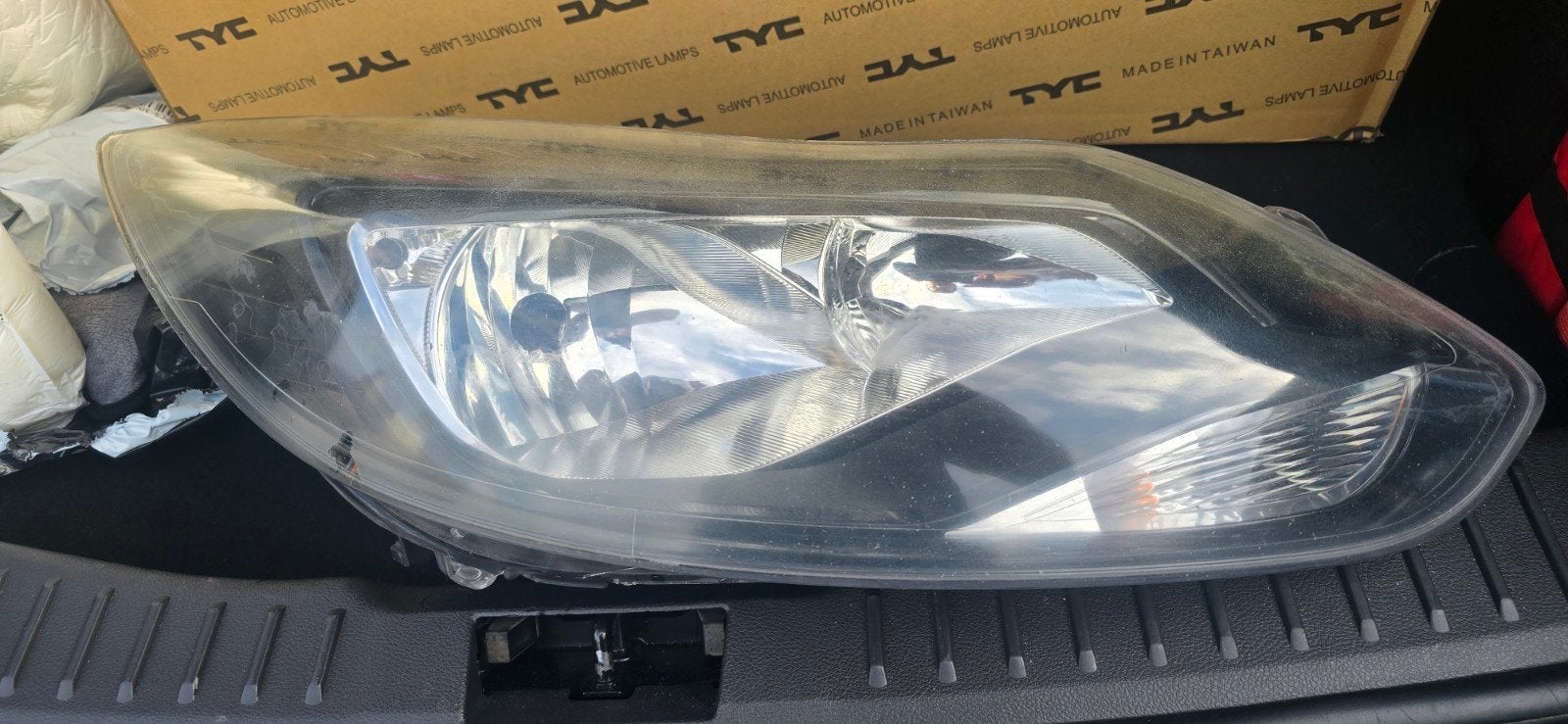Rechter koplamp Ford Focus MK3 - Goede staat, Auto-onderdelen, Ophalen of Verzenden, Ford