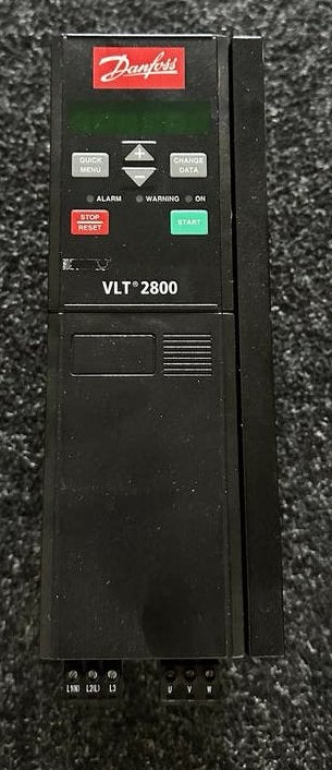 Danfoss VLT 2800 3,6 kVA (3,2kW), Hobby en Vrije tijd, Verzenden, Gebruikt