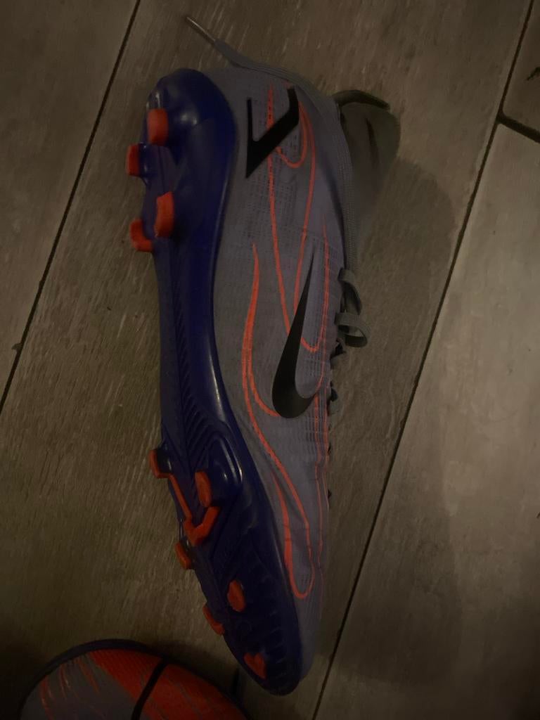 Nike Mercurial Voetbalschoenen - Maat 38.5, Ophalen, Gebruikt, Schoenen