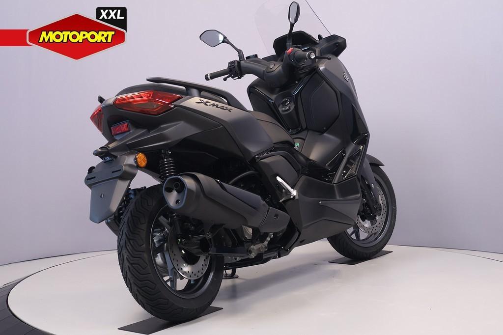 Yamaha X MAX 300 TECH MAX+, Scooter, Bedrijf