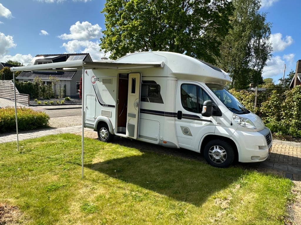 Compacte 4-persoons camper | TEC Rotec Lift-S H572 | Airco, T.E.C., Fiat, Luifel, Particulier