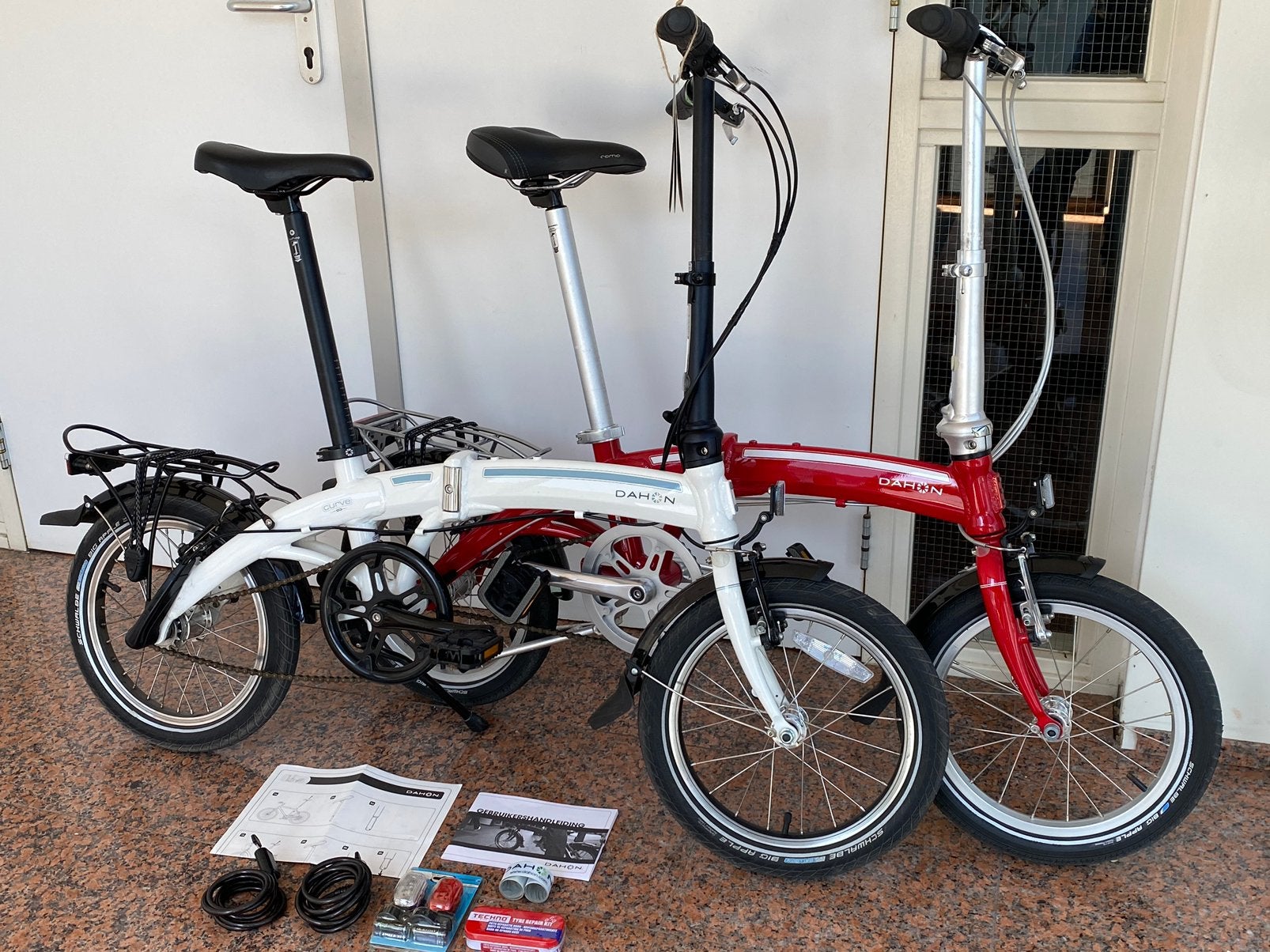 Dahon Curve Aluminium vouwfietsen met naaf versnellingen, Ophalen, Zo goed als nieuw