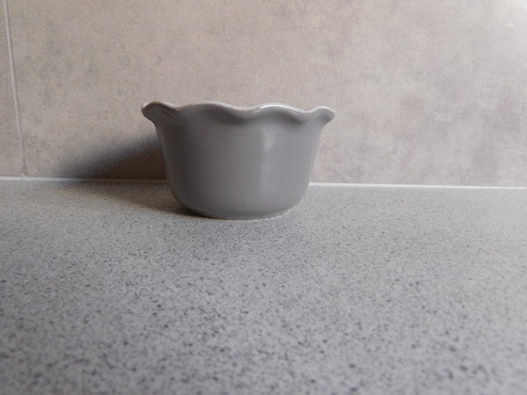 Kom 11 cm. Grijs Rudolphs Bakery, Huis en Inrichting, Keuken | Servies, Keramiek, Ophalen of Verzenden, Zo goed als nieuw, Kom(men)