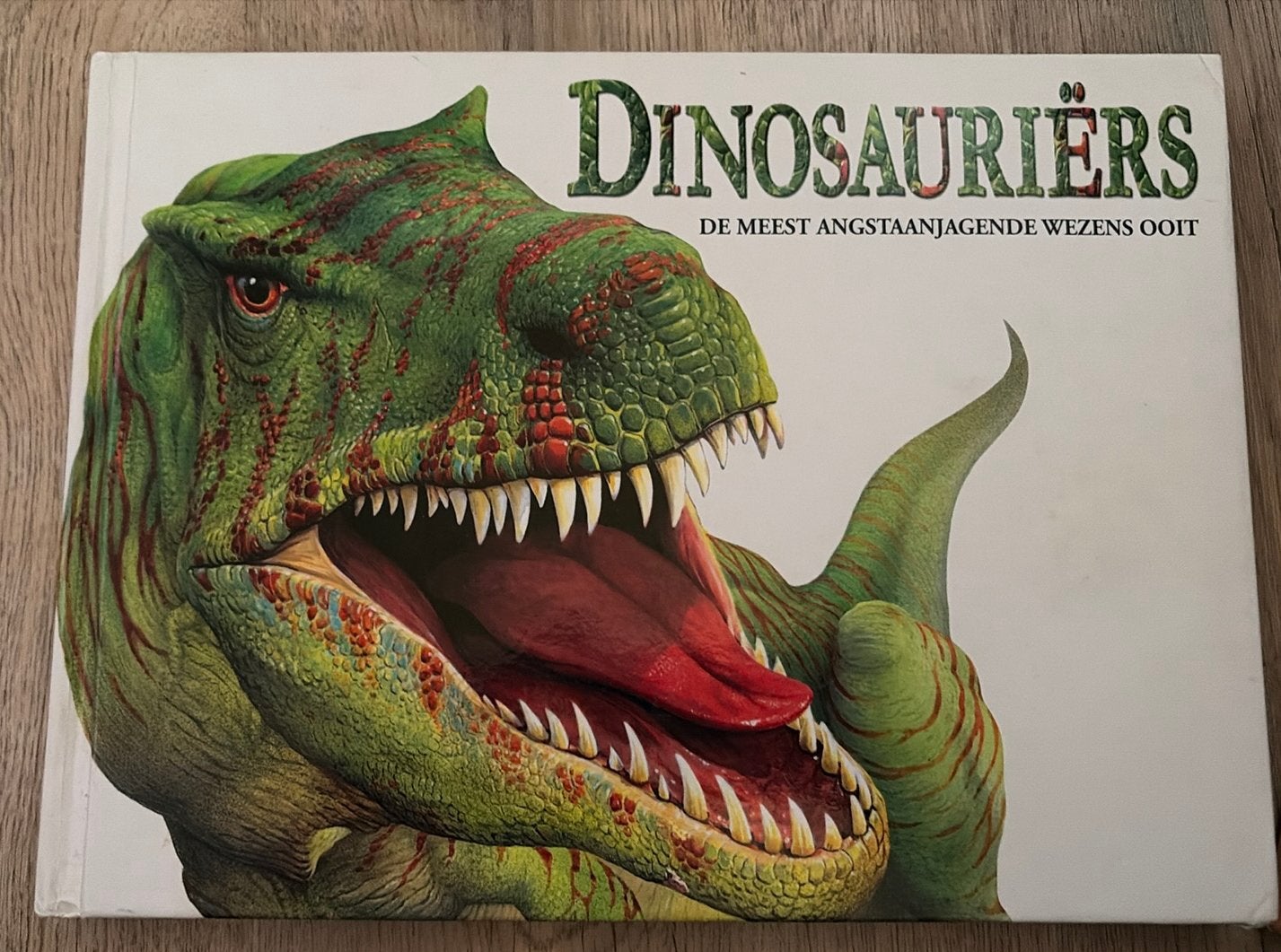 Dinosauriërs Veronica Ross, Ophalen of Verzenden, Zo goed als nieuw, Non-fictie
