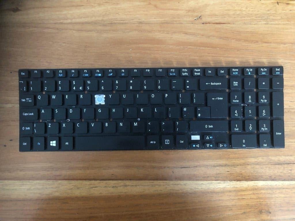 toetsenbord voor laptop Acer Aspire ES1 571 voor onderdelen, Computers en Software, Windows Laptops, Ophalen, Gebruikt, 2 tot 3 Ghz