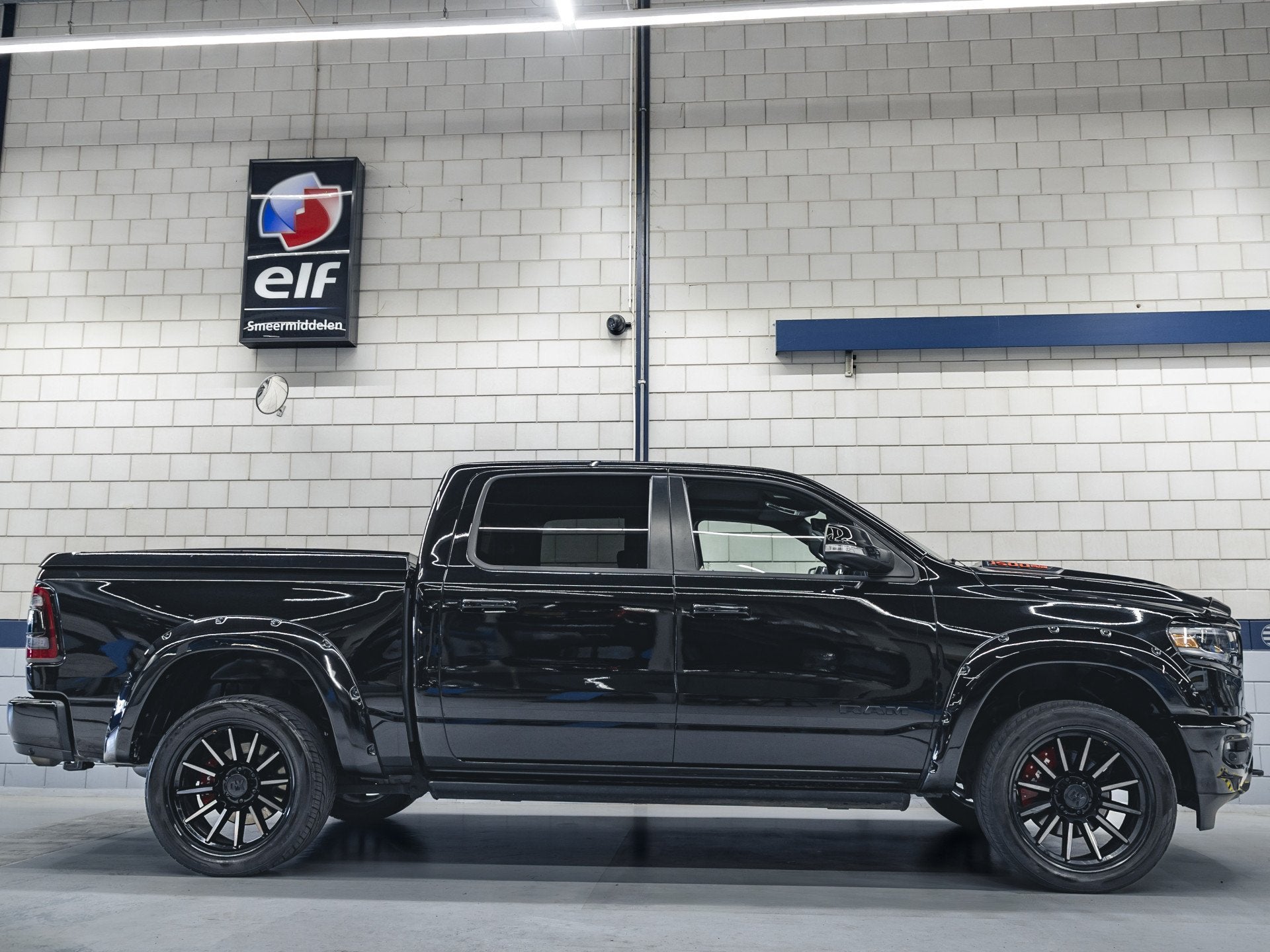Dodge Ram 1500 Limited Night Edition | Stoelmassage | Dubbel, Automaat, Lichtsensor, Gebruikt, 5654 cc