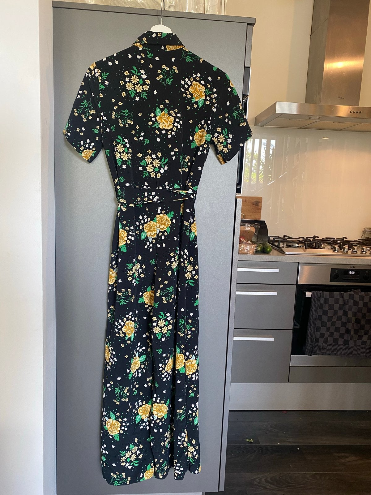 Monki Broekpak met Bloemenprint - Maat XS, Kleding | Dames, Jumpsuits, Verzenden, Zo goed als nieuw, Maat 34 (XS) of kleiner, Meerkleurig