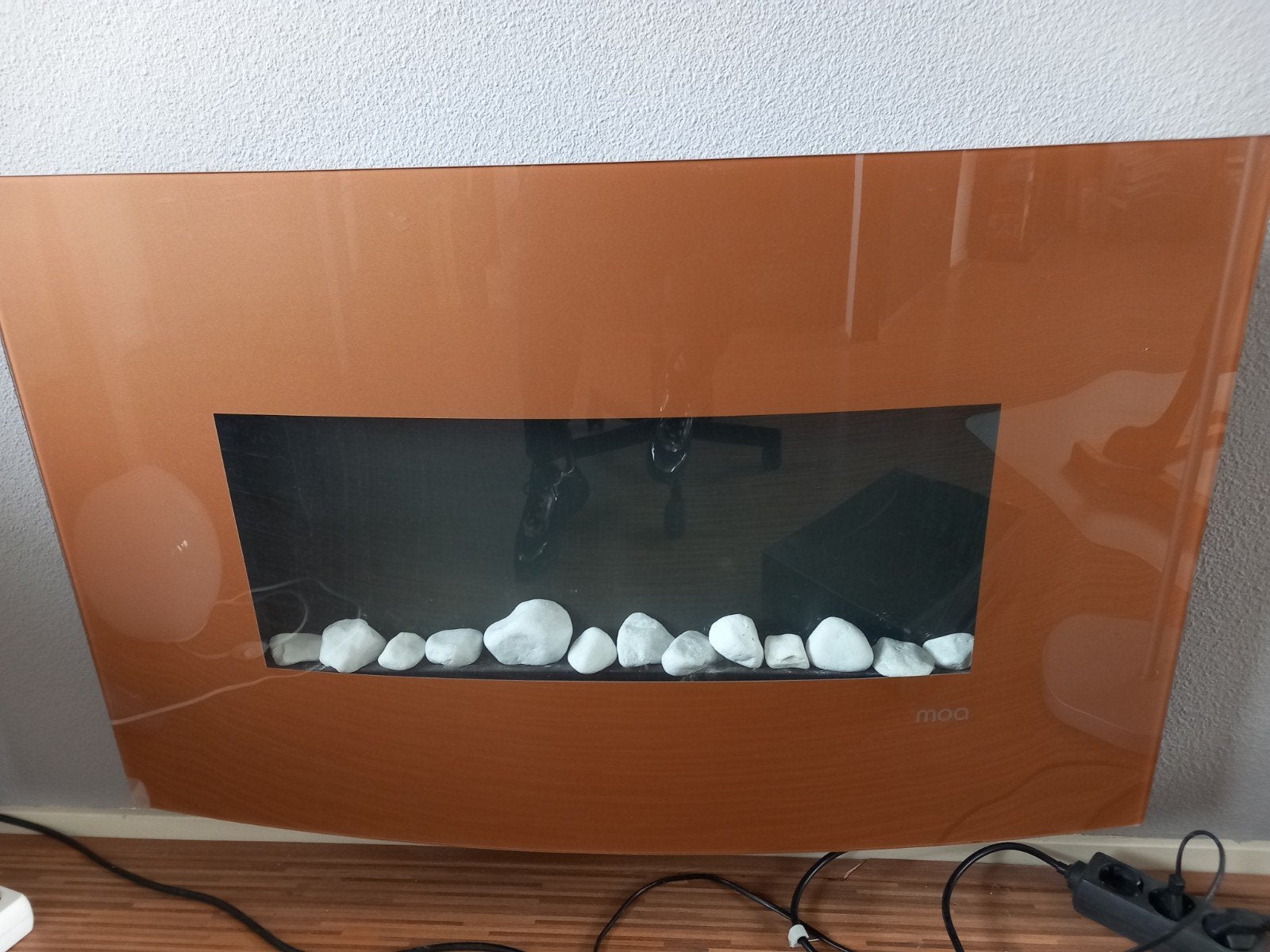 Mooie elekyrische haard - Moa - Oranje, Ophalen of Verzenden, Gebruikt, Hangende haard, Elektrische haard