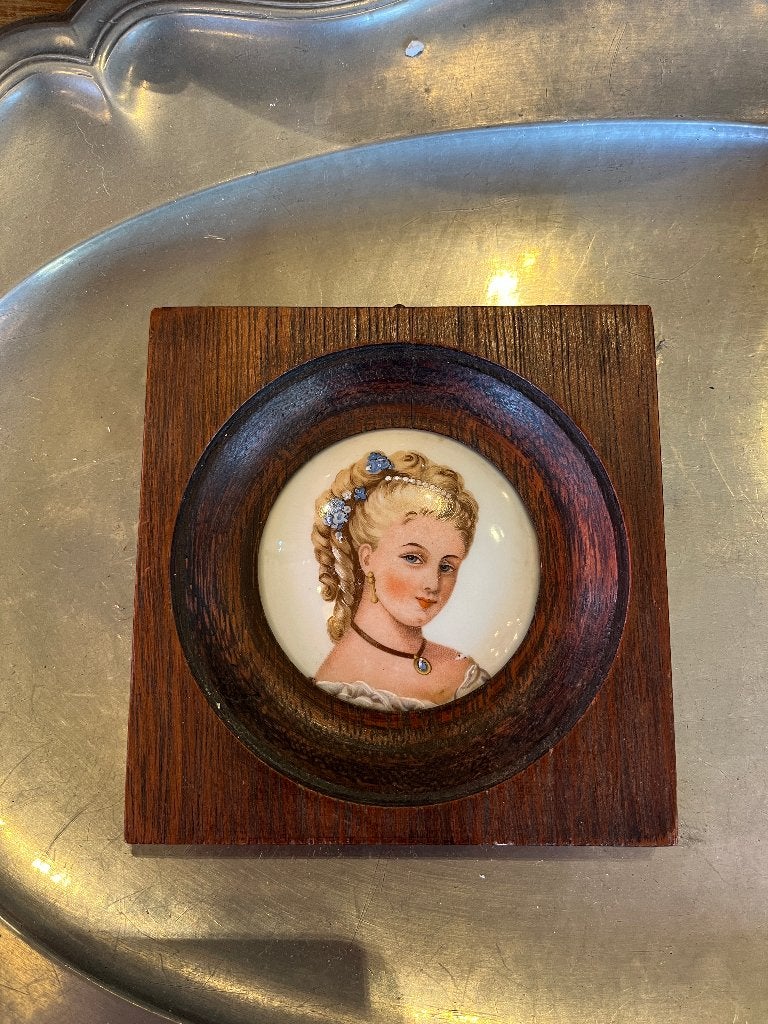 Oud Limoge lijstje: porseleinen portret, Antiek en Kunst, Ophalen of Verzenden