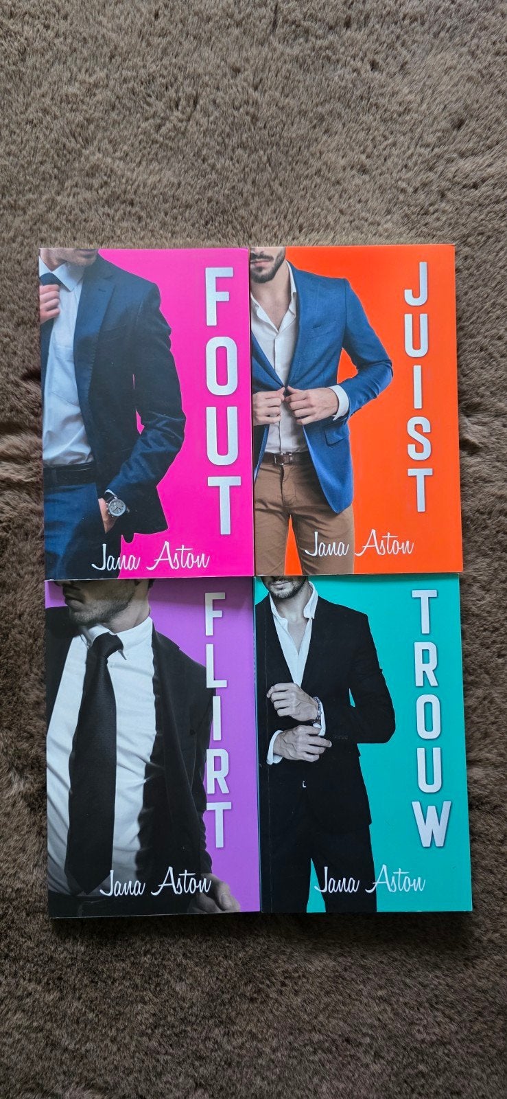 Jana Aston boeken set: Fout, Juist, Flirt, Trouw, Ophalen of Verzenden, Zo goed als nieuw, Jana Aston, Nederland