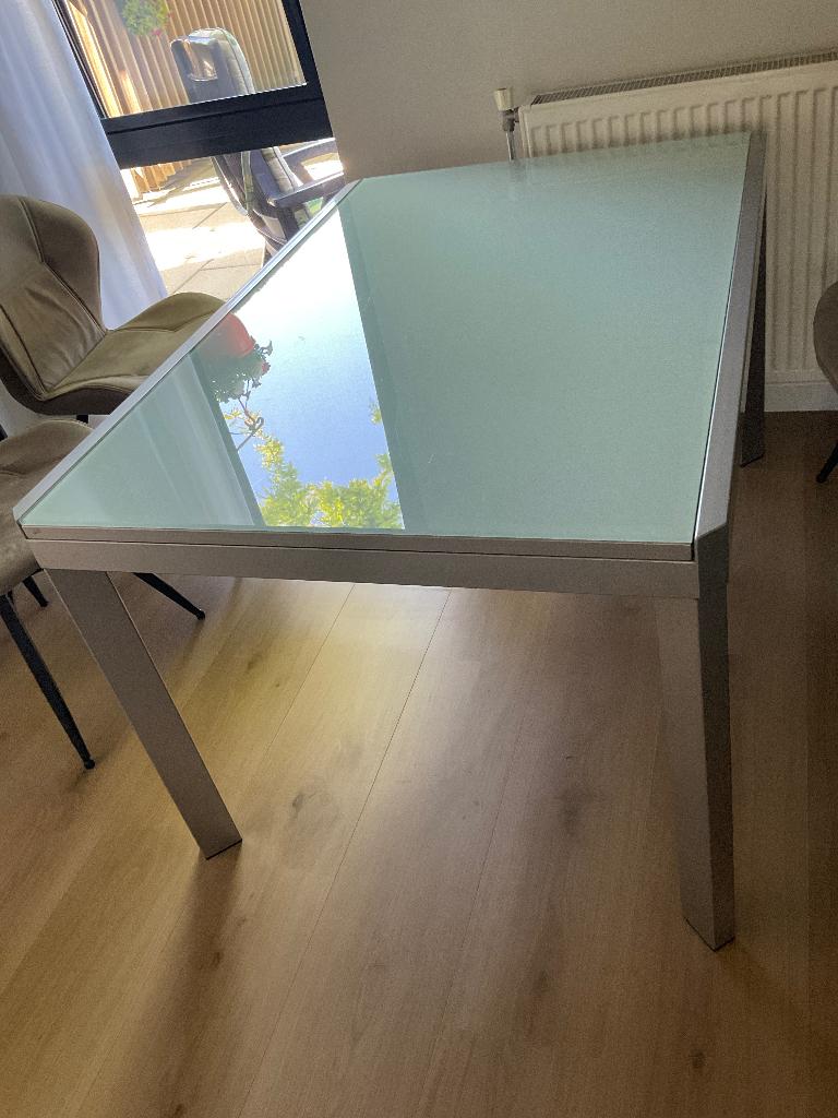 Te koop moderne tafel, Ophalen, Gebruikt, 100 tot 150 cm, 50 tot 100 cm