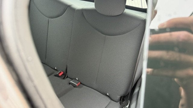 Foto 13 van Toyota Aygo 1.0 VVT-i x-fun (bj 2022)