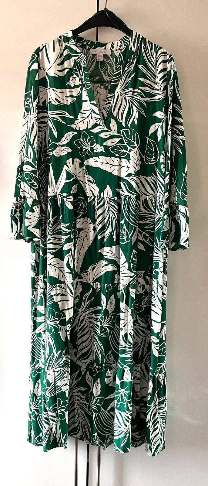 🌻Groen witte wijde jurk van Amisu valt als 42, Kleding | Dames, Jurken, Verzenden, Maat 42/44 (L), Zo goed als nieuw, Amisu